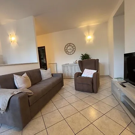 Apartment A Casa Di Lidia Sarzana
