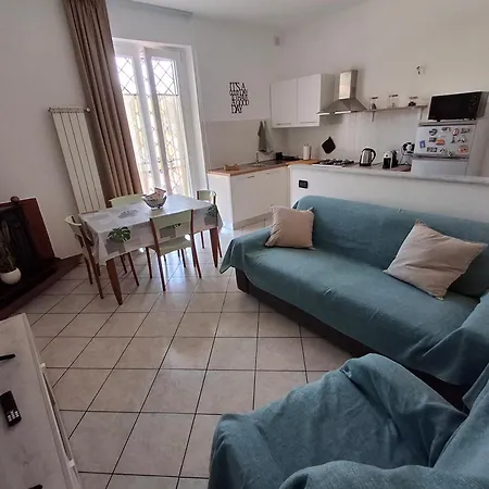 Apartment A Casa Di Lidia Sarzana